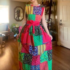 American Vintage 70’s patchwork flower power apron pinafore dress